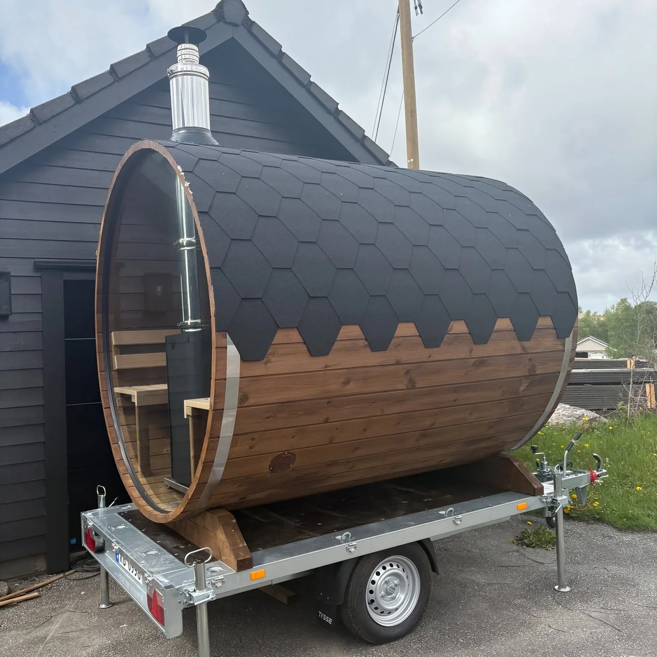 The sauna that comes to you: saunas on a trailer