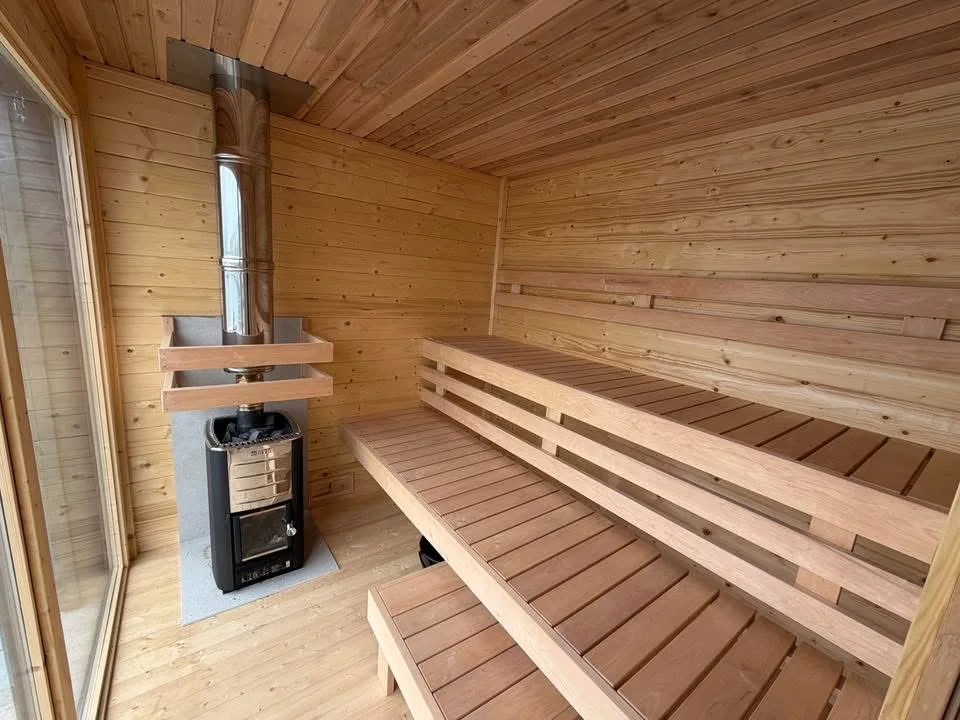 Delivered Cabino sauna