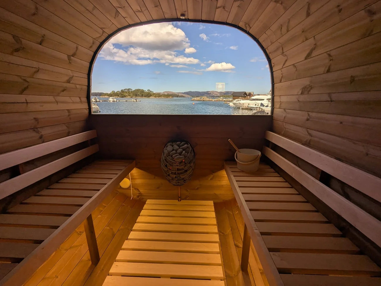 Delivered Cabino sauna